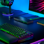 Cop – Gaming – Razer USB 4 Dock – Il futuro della connettività per Gaming e la Produttività