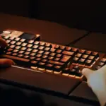 Cop – Gaming – Be Quiet! annuncia le nuove tastiere gaming della serie Dark Mount e Light Mount