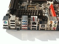 056-asus-z68-gene-z-foto-scheda-foto-pannello-posteriore-IO