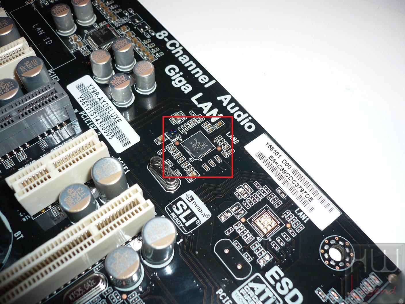 030-ECS-X79R-AX-DELUXE-foto-controller-lan