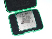 003-amd-apu-a8-3870k-foto-apu-fronte