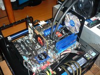 016-amd-apu-a8-3870k-foto-postazione-test-dual-graphics-1