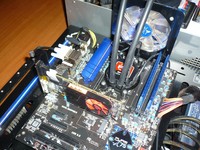 017-amd-apu-a8-3870k-foto-postazione-test-dual-graphics-2