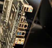 Z9PE-D8-WS_Panel