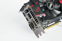 asus_matrix_gtx580_scheda_particolare2