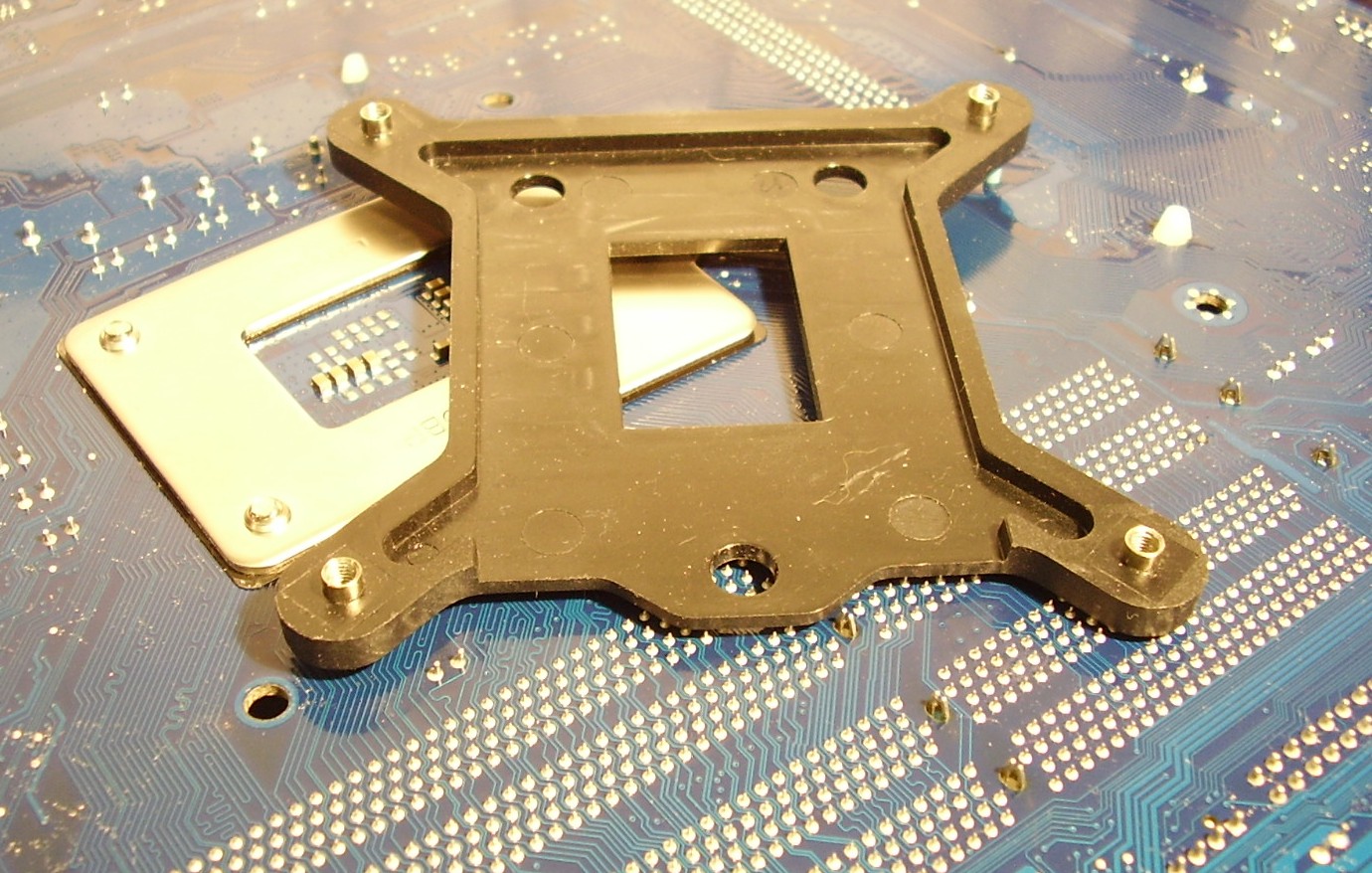 backplate_INTELnottolo