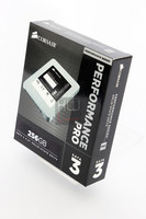 corsair_performance_pro_confezione_vista2