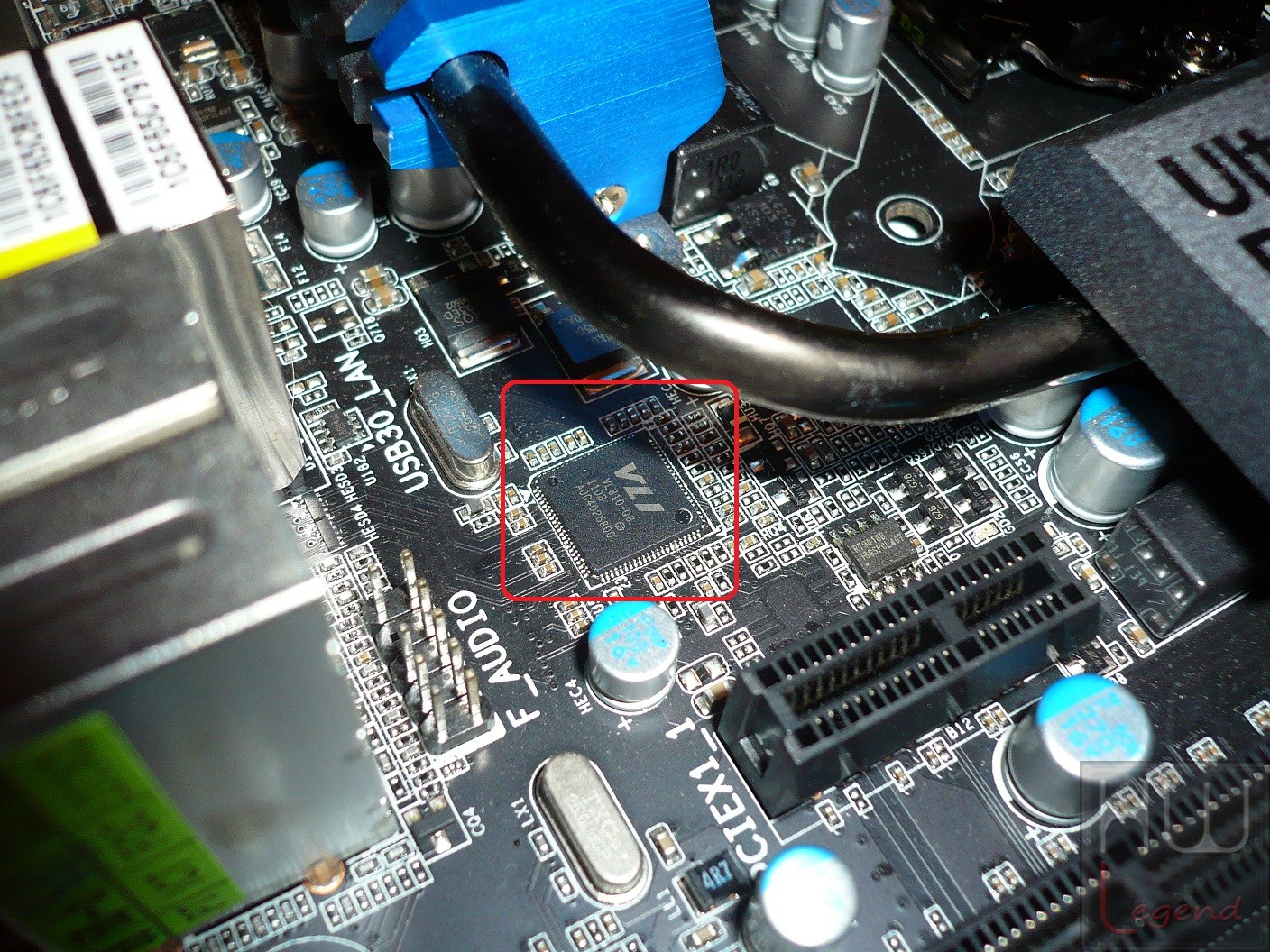 033-gigabyte-z68x-ud5-foto-scheda-chip-hub-usb3-2