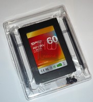 006-siliconpower-v30-ssd-foto-contenuto-confezione-1