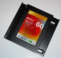 011-siliconpower-v30-ssd-foto-contenuto-adattatore-e-ssd-2