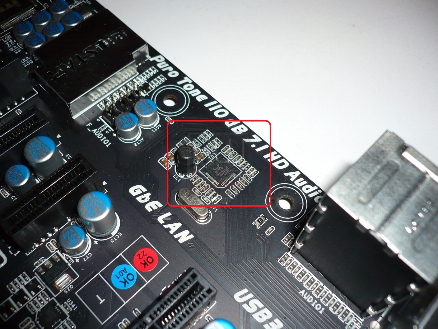 045-biostar-tz77xe4-foto-scheda-chip-rete