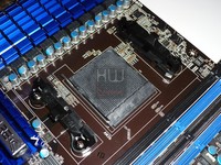 019-sapphire-pure-black-990fx-foto-scheda-zona-socket-2