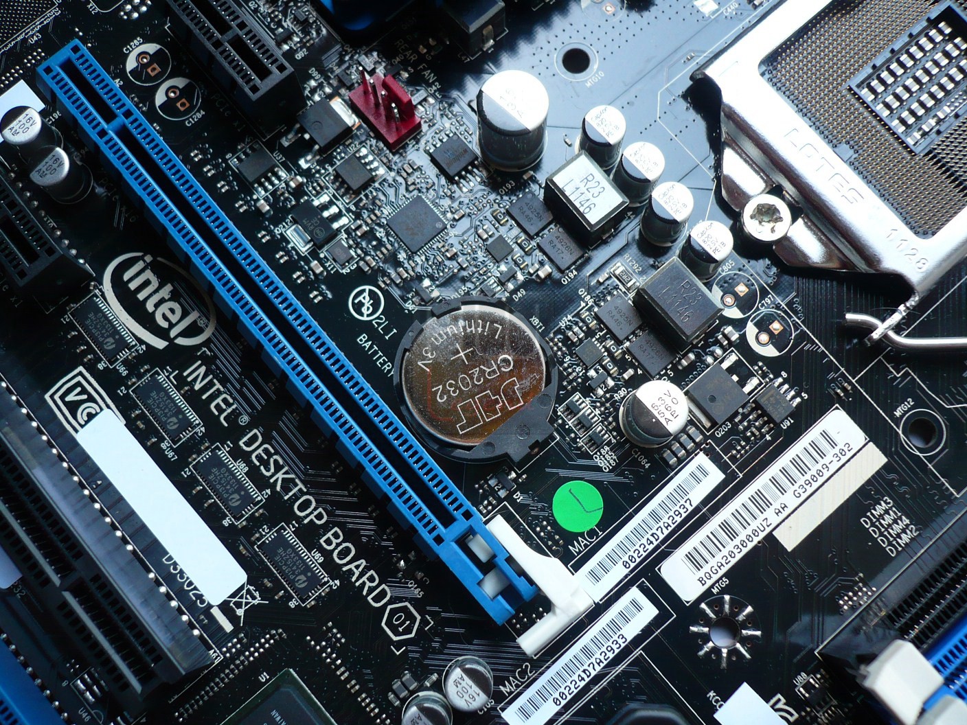 067-intel-ivy-bridge-3770k-mb-desktop-board-z77ga70K-foto-batteria-tampone