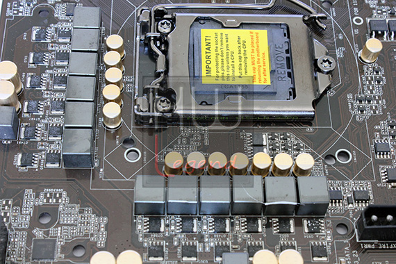 asrock_Z77_-Extreme6_scheda_vrm_1