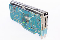 inno3d_gtx670_ichill_scheda_vista2