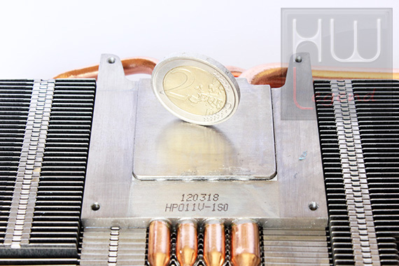 palit_jetstream_gtx680_particolare_8_base_dissipatore