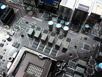 046-msi-z77a-gd65-circuiteria-alimentazione-2