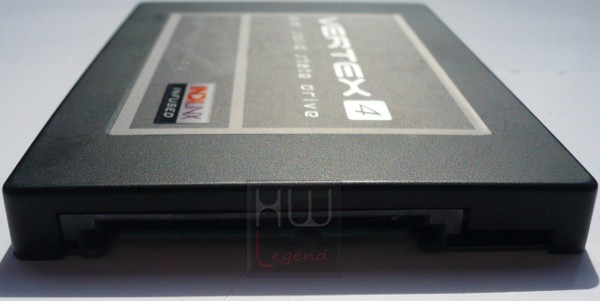 022-ocz-vertex4-ssd-128gb-foto-drive-connettori-1
