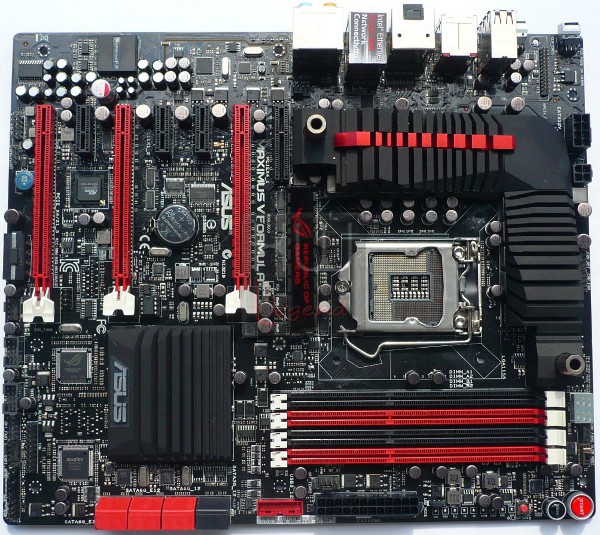 039-asus-maximus-v-formula-z77-foto-scheda-fronte