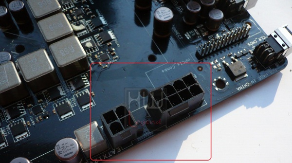 046-asus-maximus-v-formula-z77-foto-scheda-circuiteria-connettori-supplementari-12v