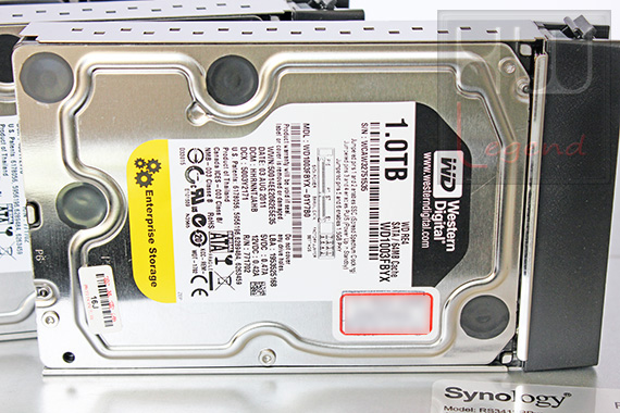 synology_rs3412xs_hotswap_3