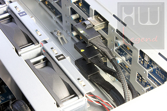 synology_rs3412xs_nas_particolare_18