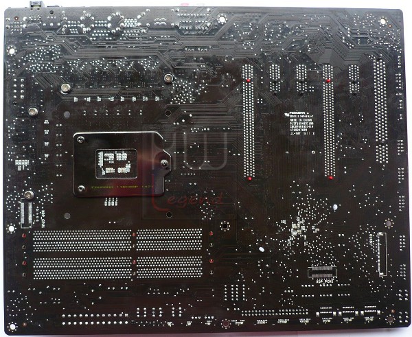 017-foxconn-rattler-p67-foto-scheda-retro
