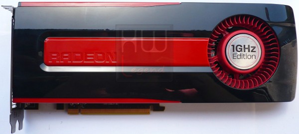 032-amd-hd7970-ghz-edition-foto-scheda-fronte