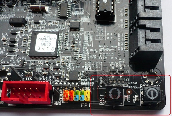 034-foxconn-rattler-p67-foto-connettori-supplementari-2