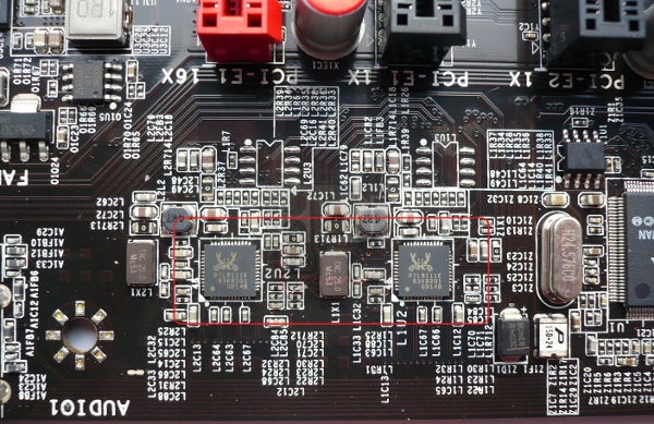 037-foxconn-rattler-p67-foto-chip-rete