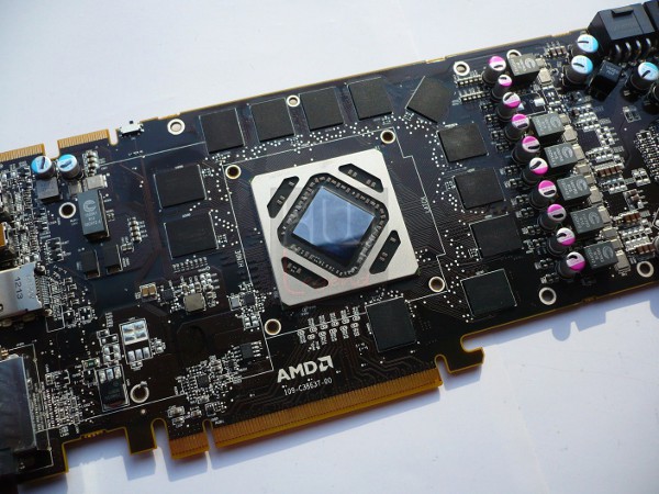 049-amd-hd7970-ghz-edition-foto-scheda-particolare-gpu