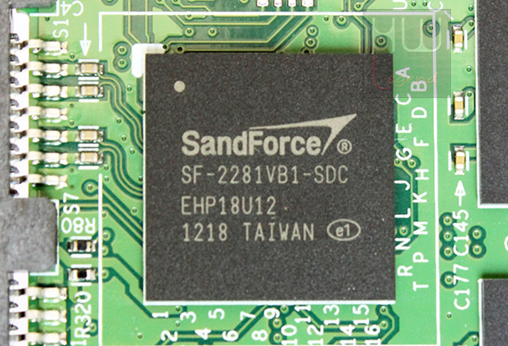 corsair_gs240_pcb_controller_particolare