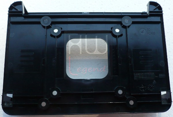 012-foxconn-nettop-nt-i1200-foto-confezione-contenuto-supporto-vesa-retro