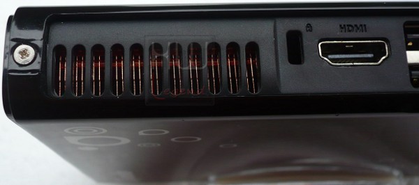 040-giada-minipc-foto-mini-compurer-griglia-posteriore