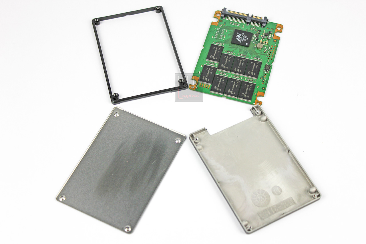crucial_m4_256gb_ssd_aperto