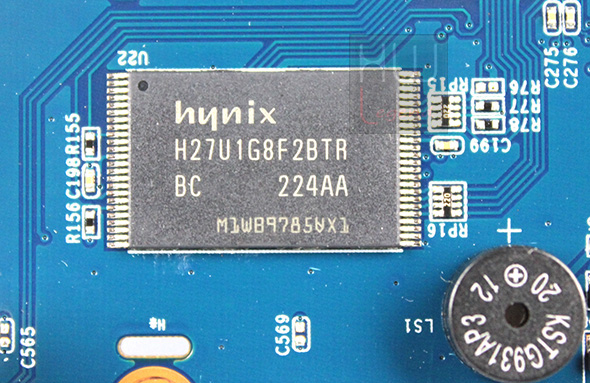 shuttle_kd20_nas_scheda_nand_flash