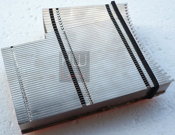 063a-evga-geforce-gtx680-classified-foto-scheda-dissipatore-1