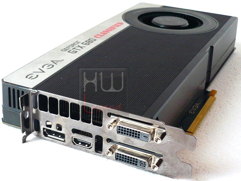 076-evga-geforce-gtx680-classified-foto-scheda-connessioni-video