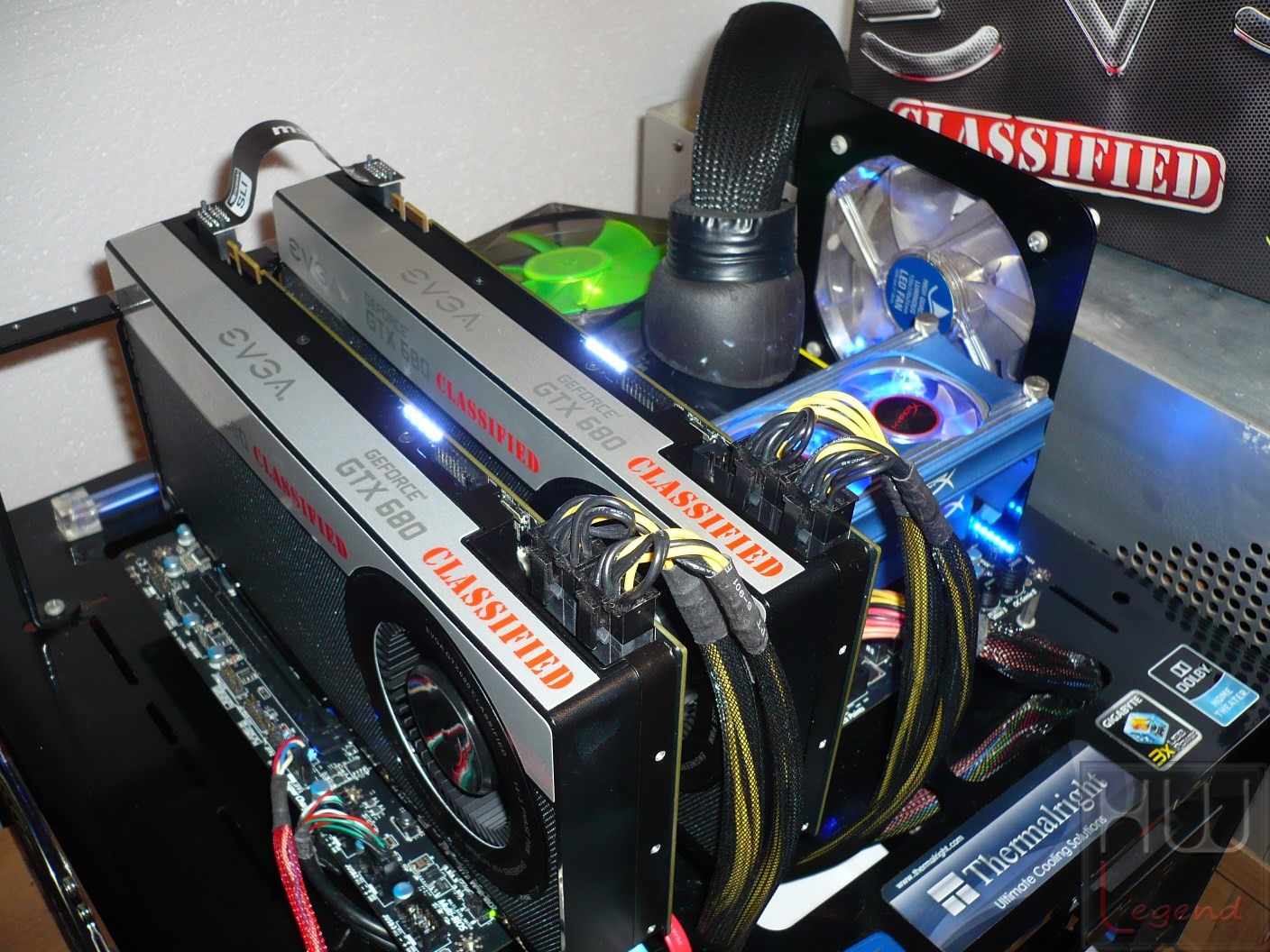 085-evga-geforce-gtx680-classified-foto-config-prova-sli-2