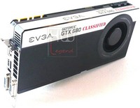 055a-evga-geforce-gtx680-classified-foto-scheda-varie-3