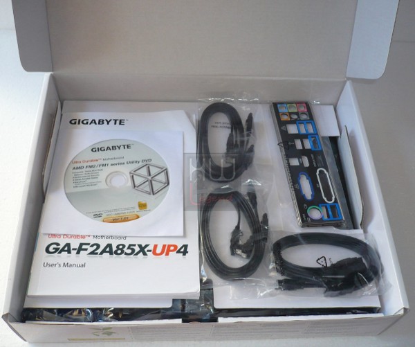 028-giga-f2a85x-up4-foto-confezione-contenuto