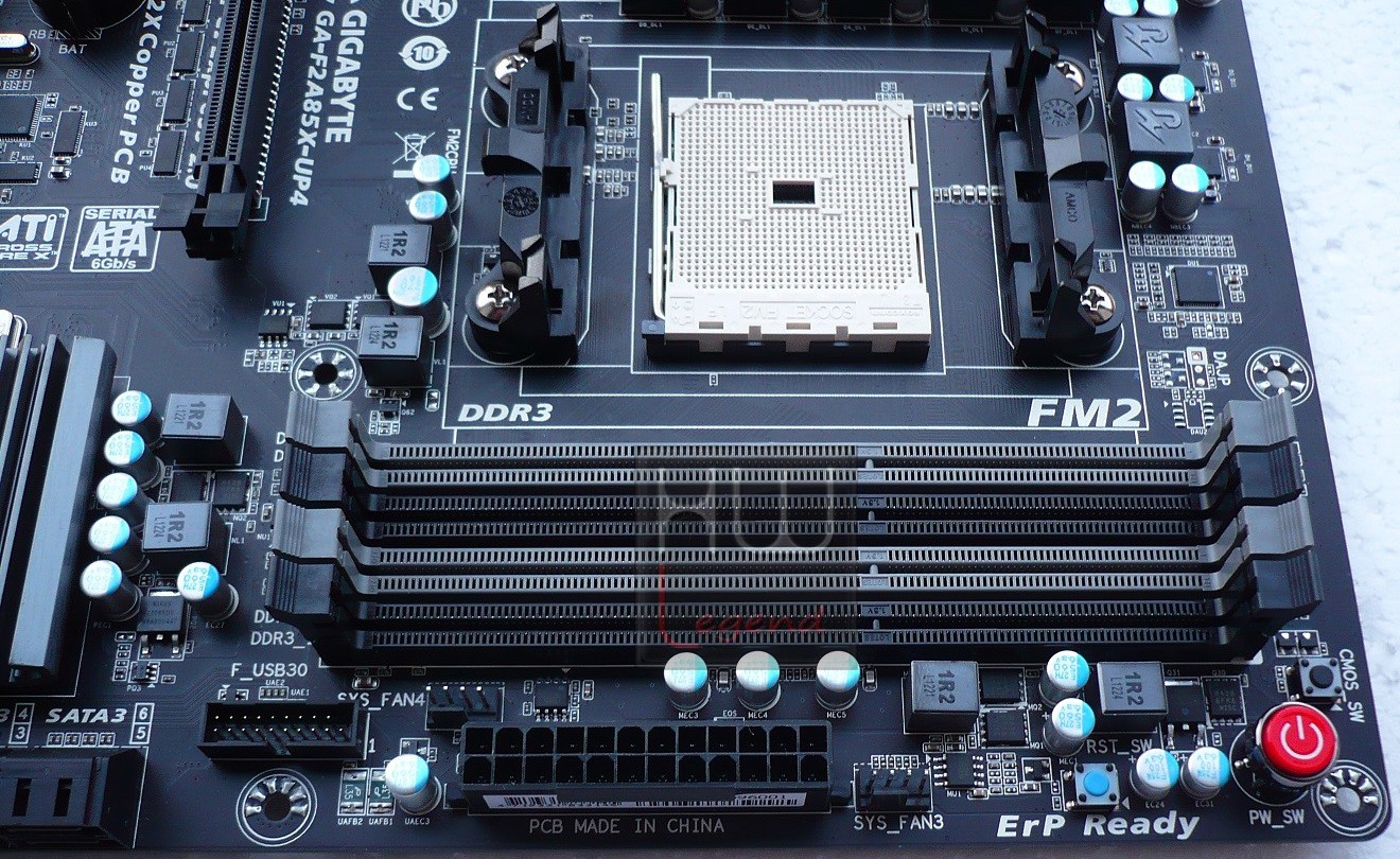 038-giga-f2a85x-up4-foto-scheda-slot-ddr3