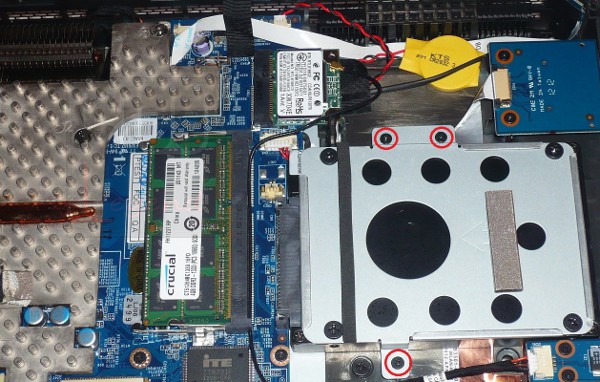 056-shuttle-xs35gta-minipc-hdd-installato