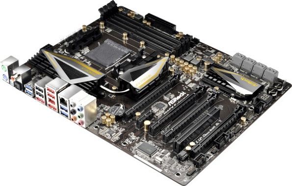 ASRock_990FX_Extreme9_-_2