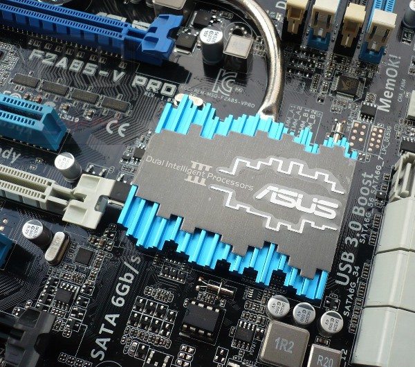 068-asus-f2a85-v-pro-scheda-dissy-FCH