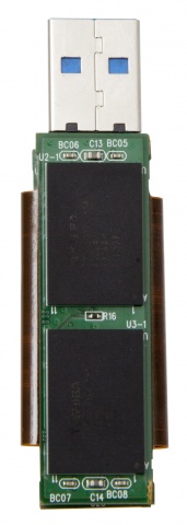 kingston_predator_512GB_pcb_1_a