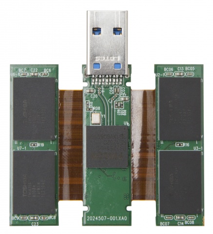 kingston_predator_512GB_pcb_2_a