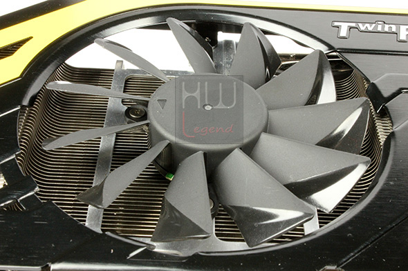msi_gtx680_lightning_scheda_dissipatore_8