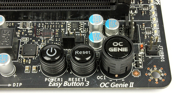 msi_z77_mpower_scheda_pulsanti