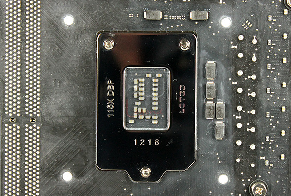 msi_z77_mpower_scheda_socket_retro